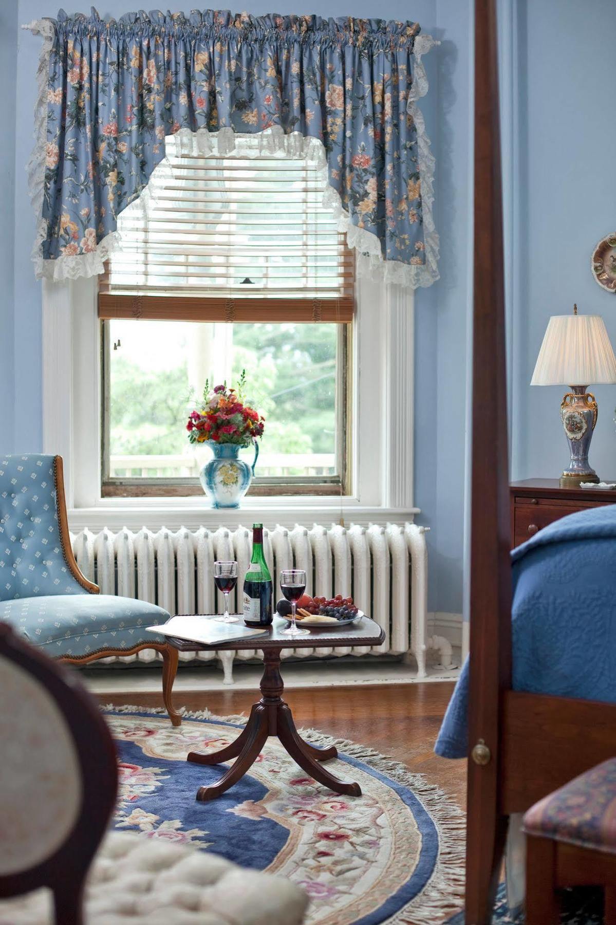 B.F. Hiestand House Bed & Breakfast Marietta Exterior photo